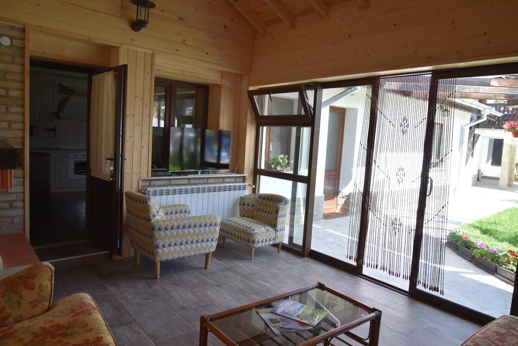 Guest House Zlateya Madara Exterior photo