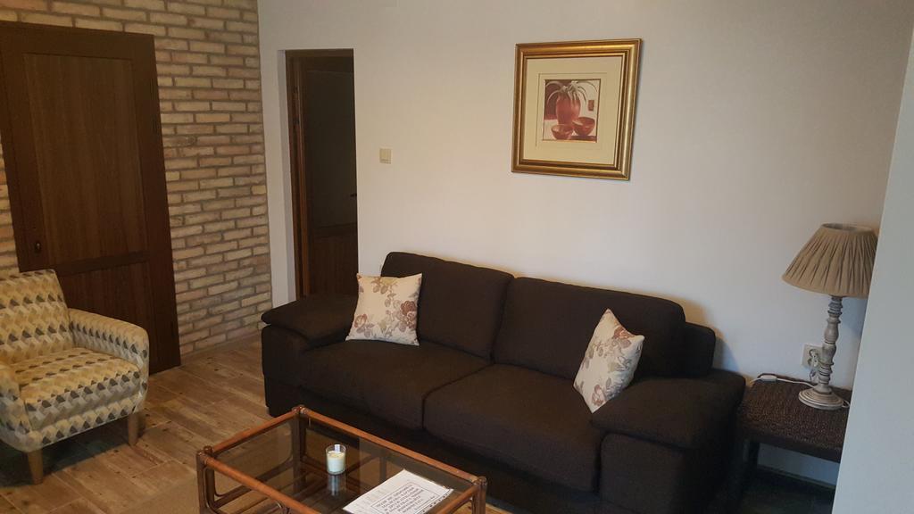 Guest House Zlateya Madara Exterior photo